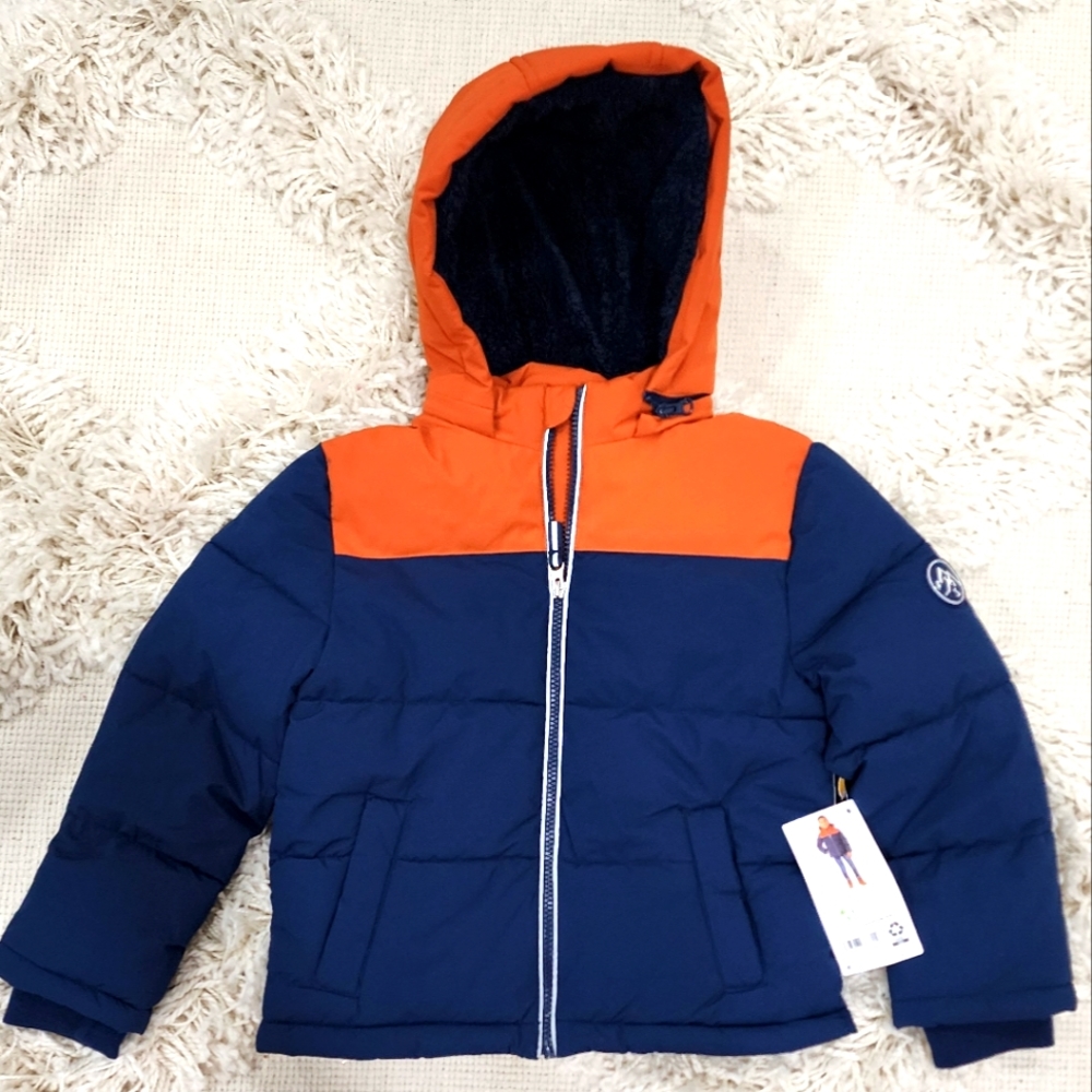 🆕️ 💙 Size 6 Boys color block, fully lined hooded coat